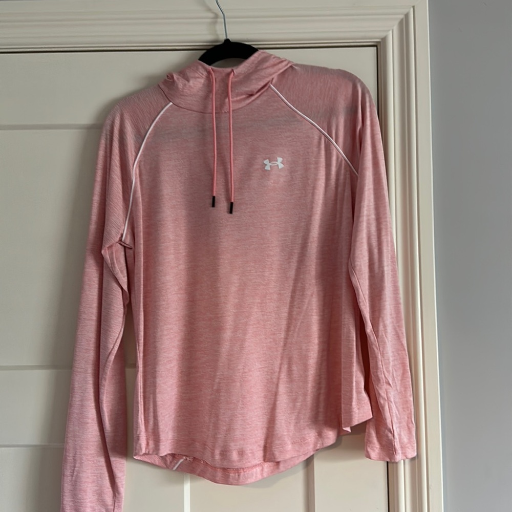 Under armor long sleeve, size-medium, color-pink